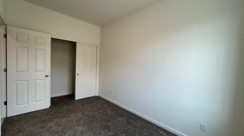 587 Sandtrap Lane - Lemoore - California - 3 bed, 2 bath rental property