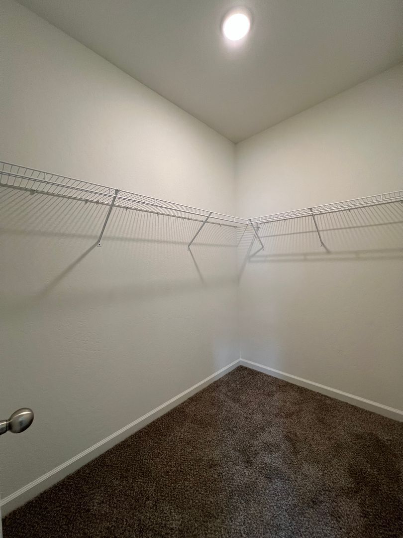 587 Sandtrap Lane - Lemoore - California - 3 bed, 2 bath rental property