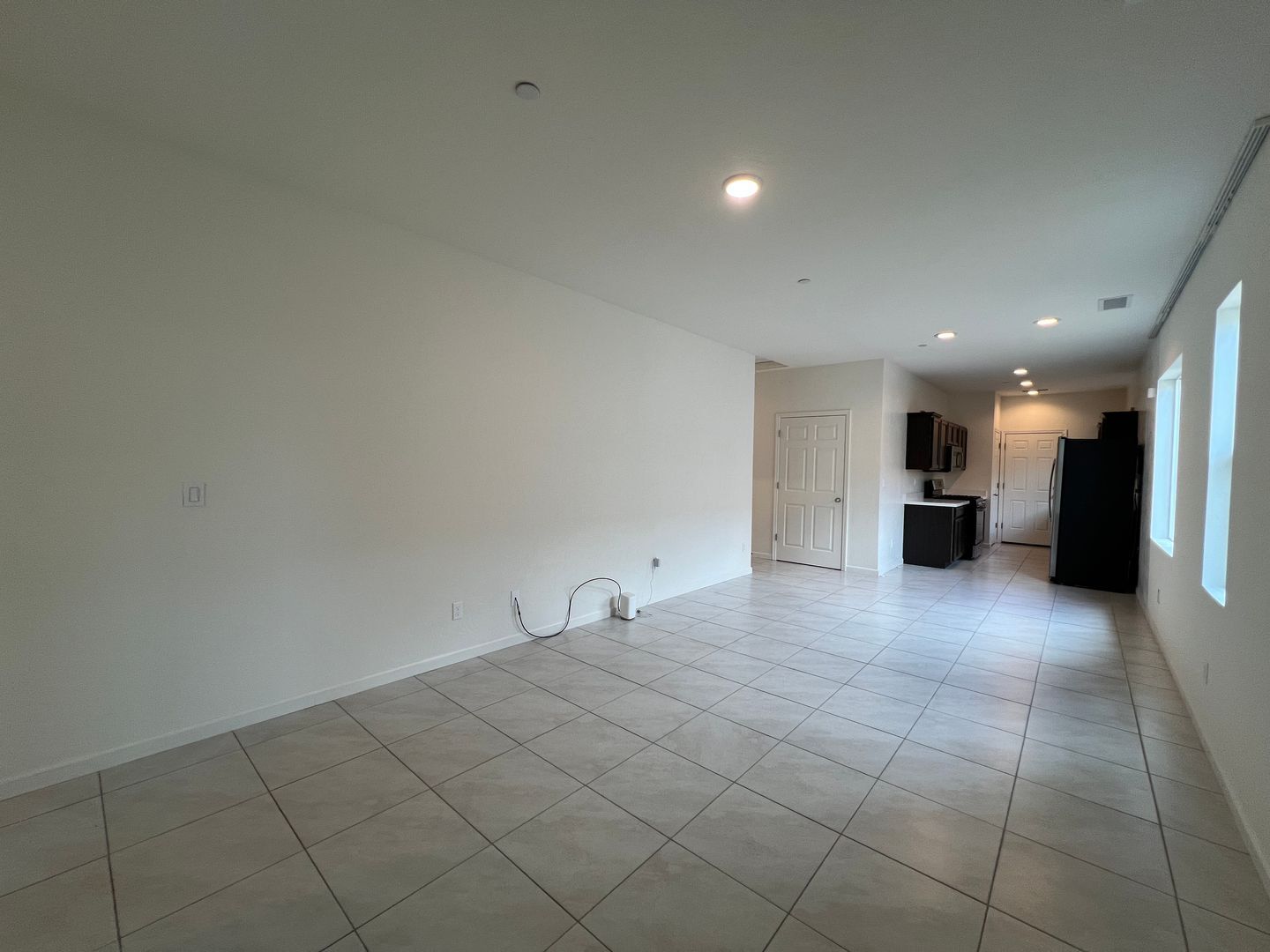 587 Sandtrap Lane - Lemoore - California - 3 bed, 2 bath rental property