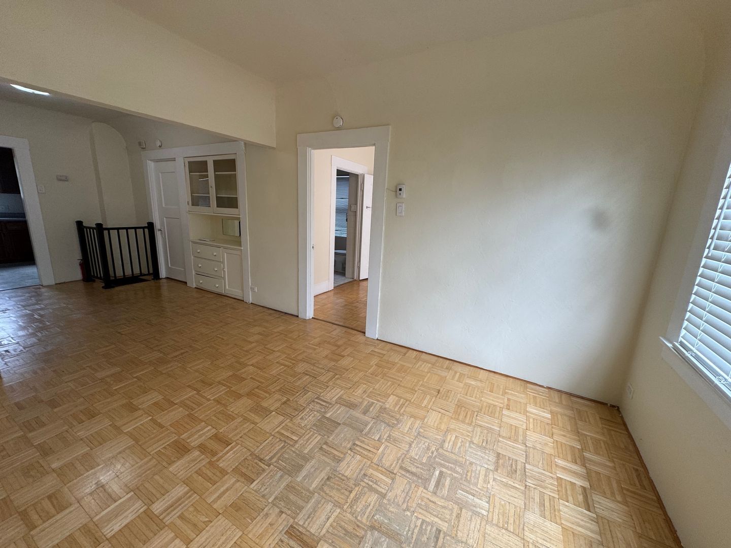 5913 Vallejo Street - Emeryville - California - 2 bed, 1 bath rental property