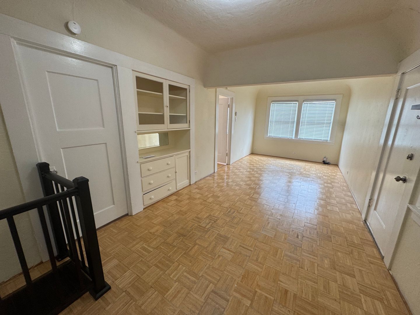 5913 Vallejo Street - Emeryville - California - 2 bed, 1 bath rental property