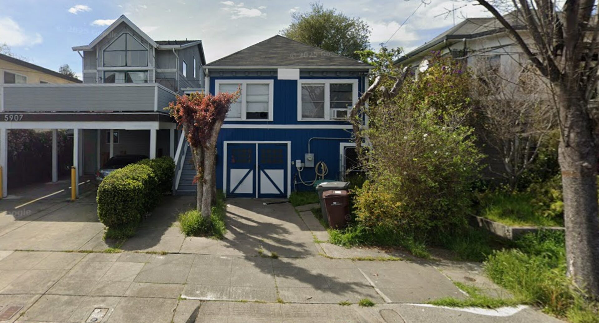 5913 Vallejo Street - Emeryville - California - 2 bed, 1 bath rental property