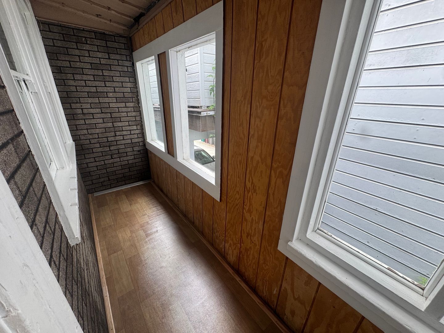 5913 Vallejo Street - Emeryville - California - 2 bed, 1 bath rental property