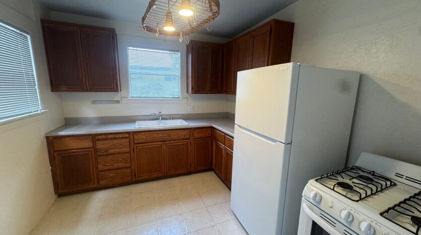 5913 Vallejo Street - Emeryville - California - 2 bed, 1 bath rental property