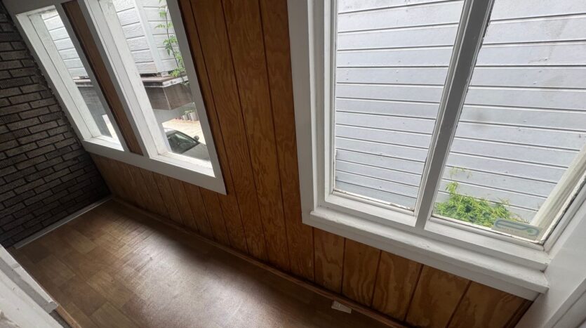 5913 Vallejo Street - Emeryville - California - 2 bed, 1 bath rental property