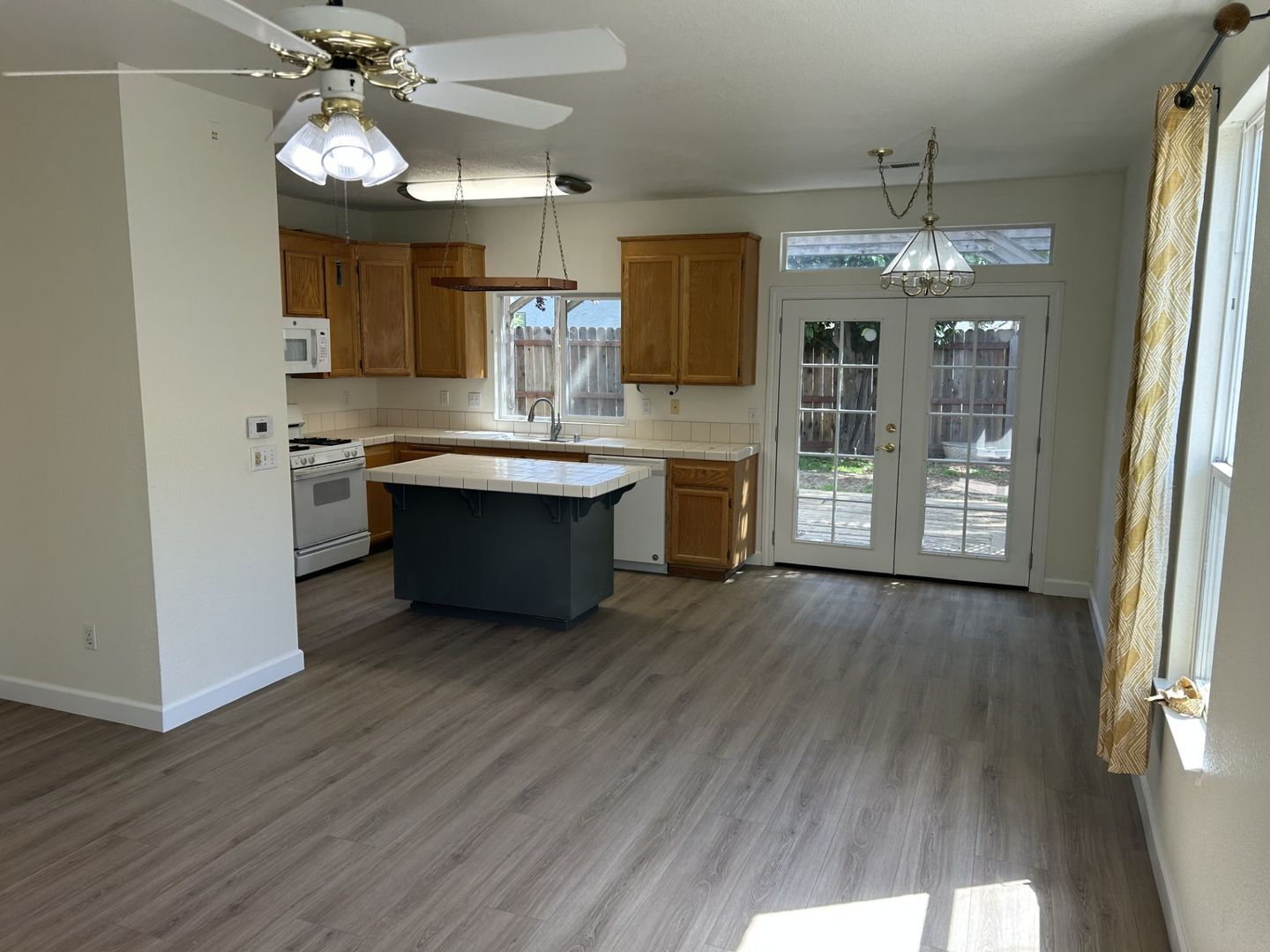 597 Canvasback Court - Vacaville - California - 4 bed, 2.5 bath rental property