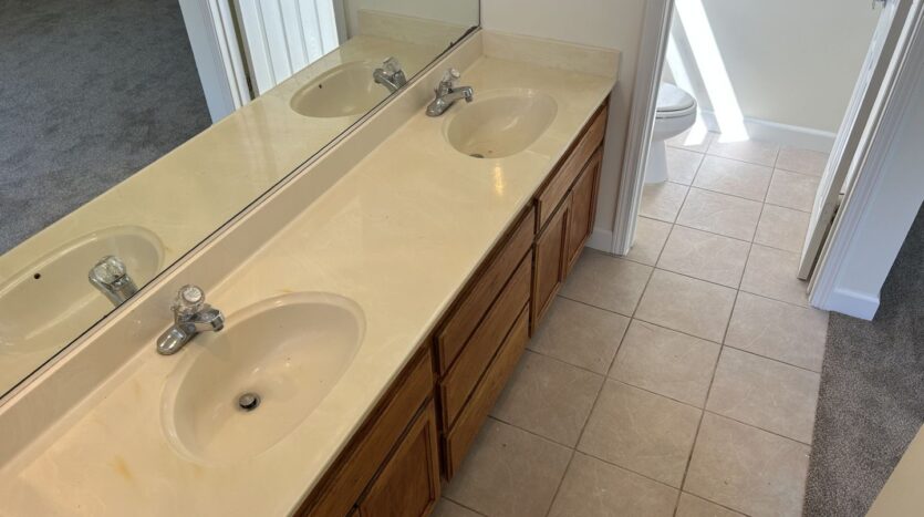 597 Canvasback Court - Vacaville - California - 4 bed, 2.5 bath rental property