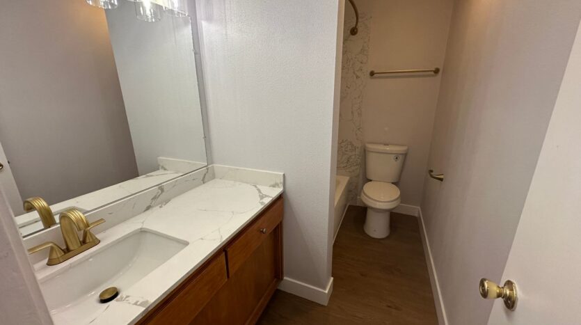 6 Commodore Drive UNIT 348 - Emeryville - California - 2 bed, 1.5 bath rental property