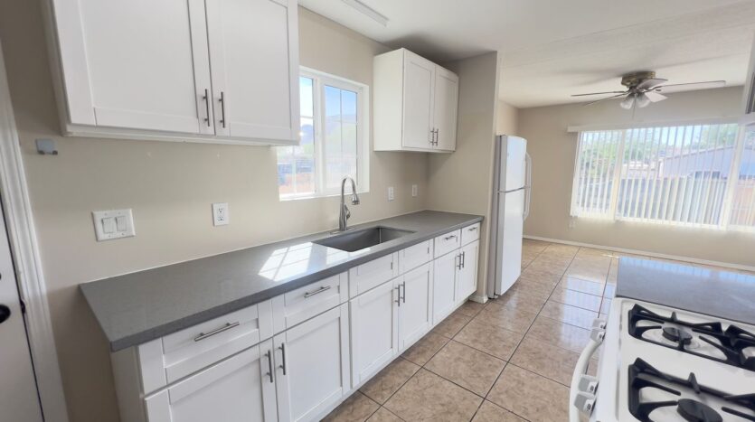 6060 Yellowstone Ave - Las Vegas - Nevada - 3 bed, 2 bath rental property
