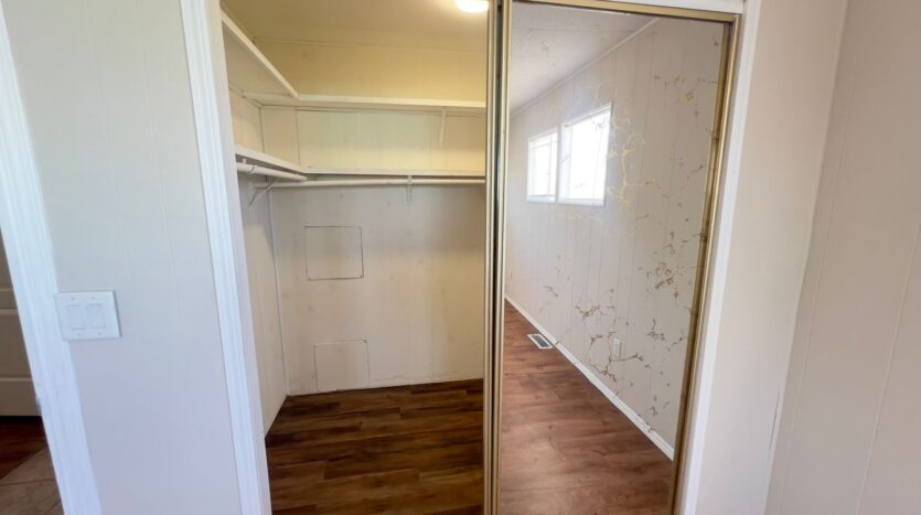 6060 Yellowstone Ave - Las Vegas - Nevada - 3 bed, 2 bath rental property