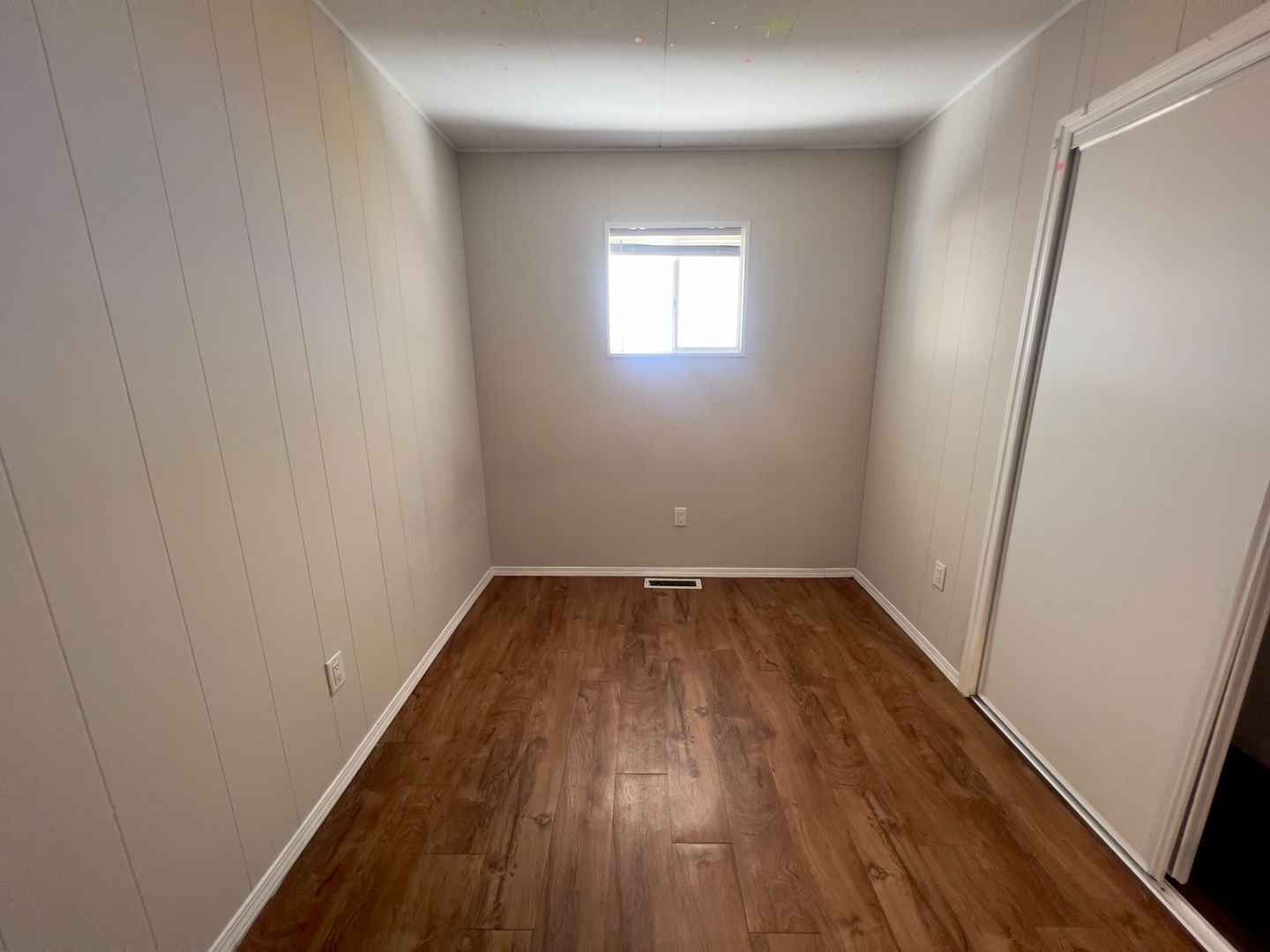 6060 Yellowstone Ave - Las Vegas - Nevada - 3 bed, 2 bath rental property