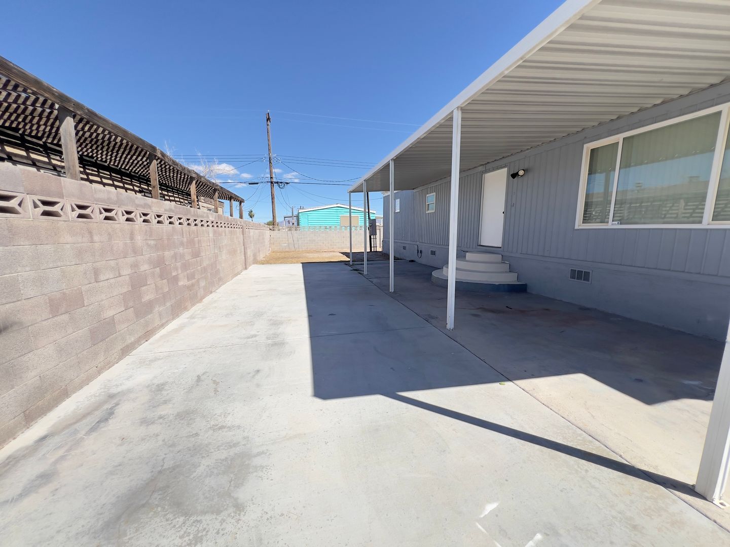 6060 Yellowstone Ave - Las Vegas - Nevada - 3 bed, 2 bath rental property