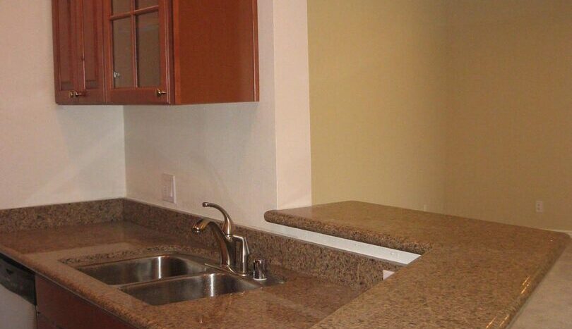 610 The Village Unit 103 - Redondo Beach - California - 1 bed, 1 bath rental property