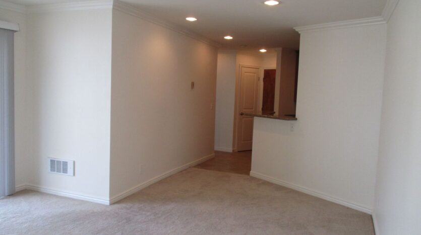 610 The Village Unit 103 - Redondo Beach - California - 1 bed, 1 bath rental property