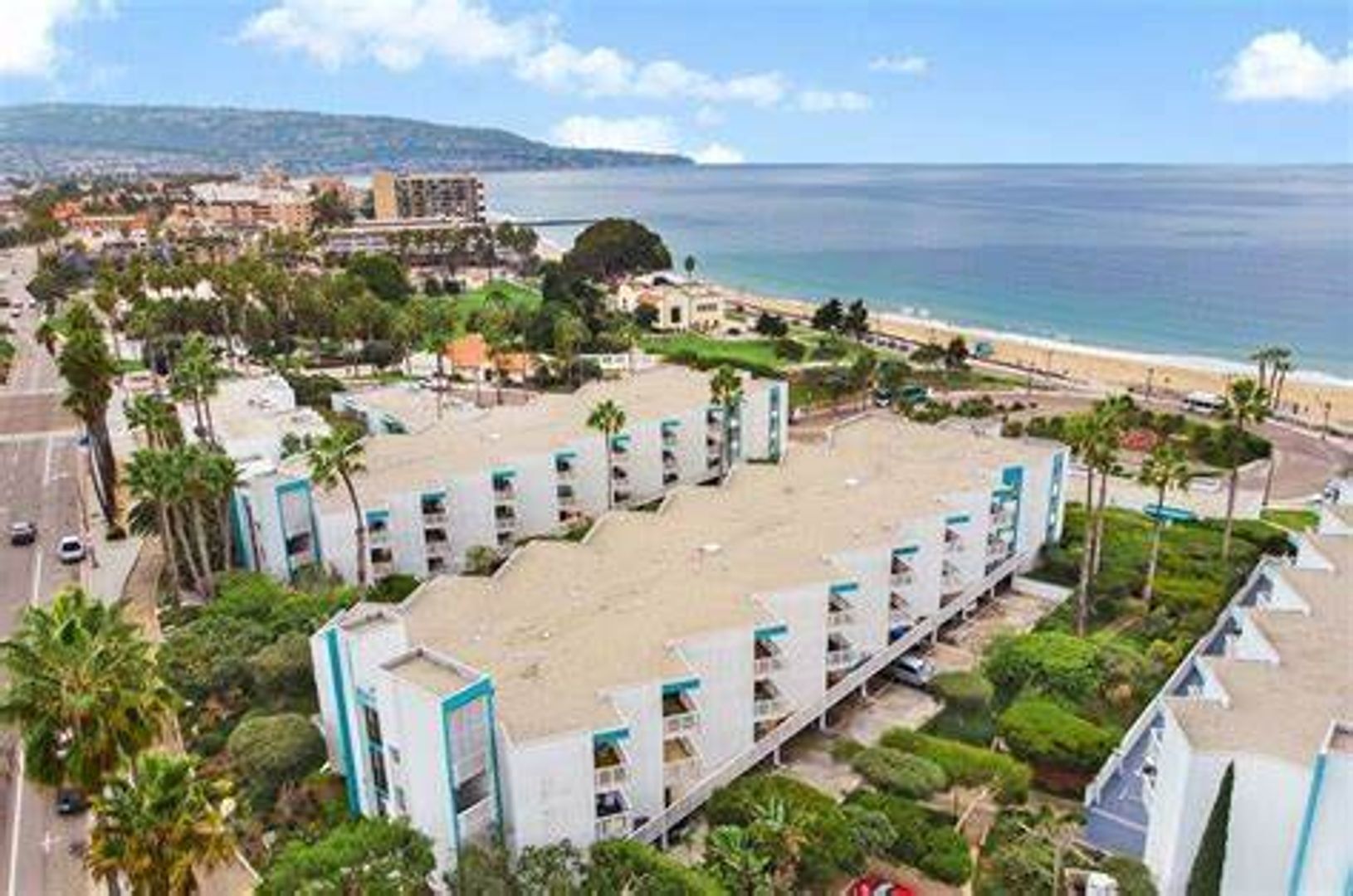 610 The Village Unit 103 - Redondo Beach - California - 1 bed, 1 bath rental property