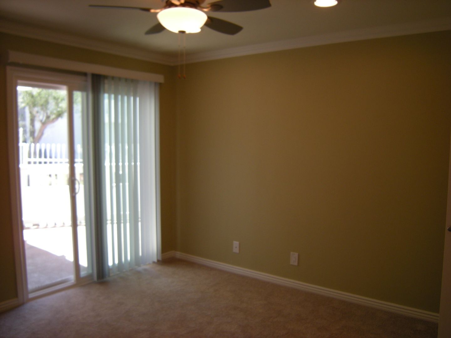 610 The Village Unit 103 - Redondo Beach - California - 1 bed, 1 bath rental property