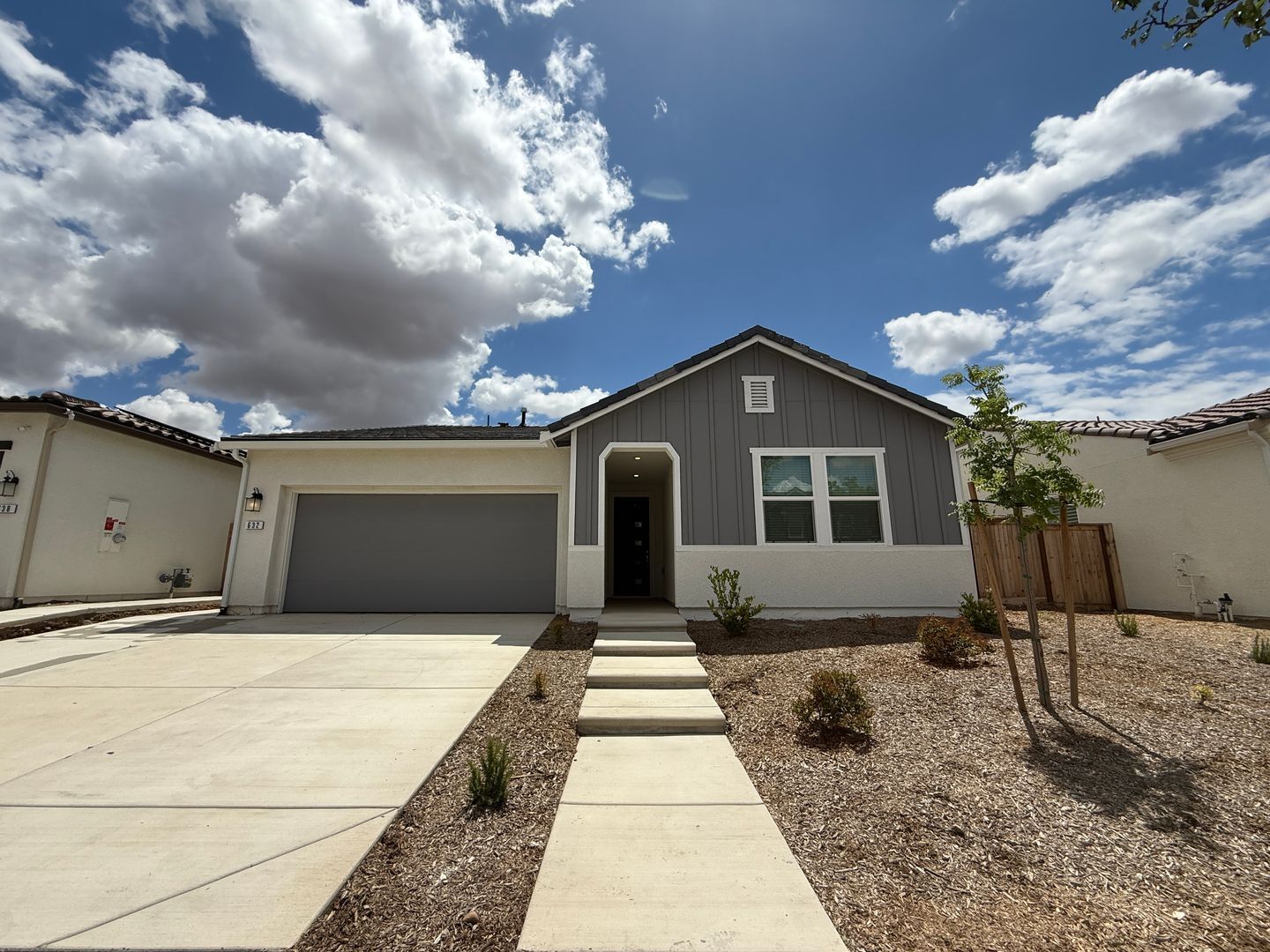 632 Rock Crest Ave. - Madera - California - 3 bed, 2 bath rental property