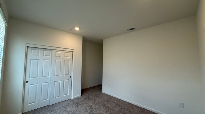 632 Rock Crest Ave. - Madera - California - 3 bed, 2 bath rental property