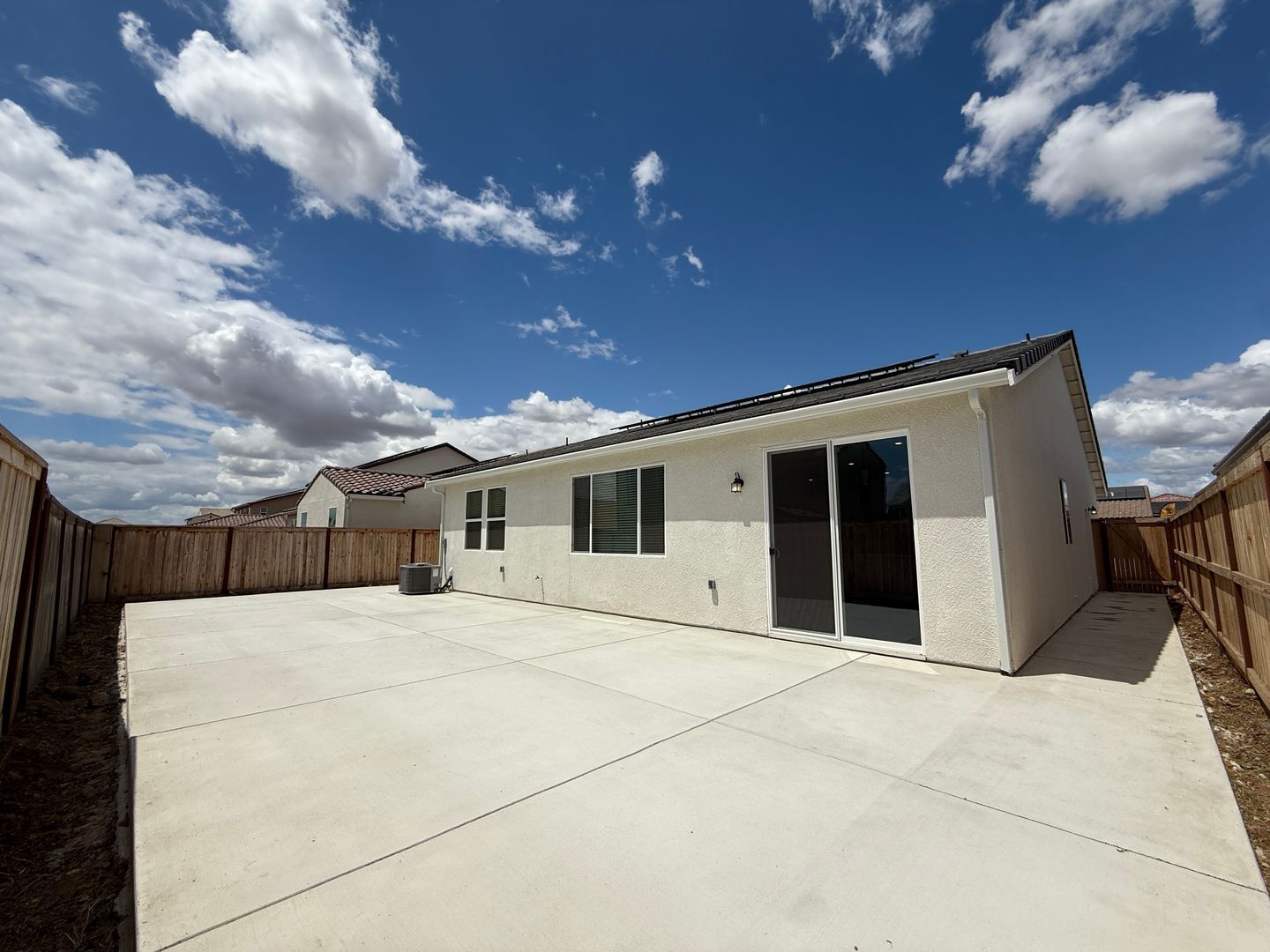 632 Rock Crest Ave. - Madera - California - 3 bed, 2 bath rental property