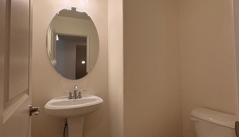 6337 Andromeda Ct - Eastvale - California - 3 bed, 4 bath rental property
