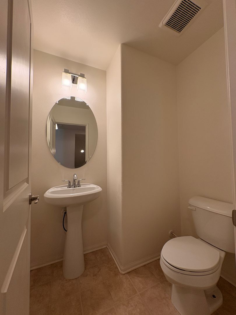 6337 Andromeda Ct - Eastvale - California - 3 bed, 4 bath rental property