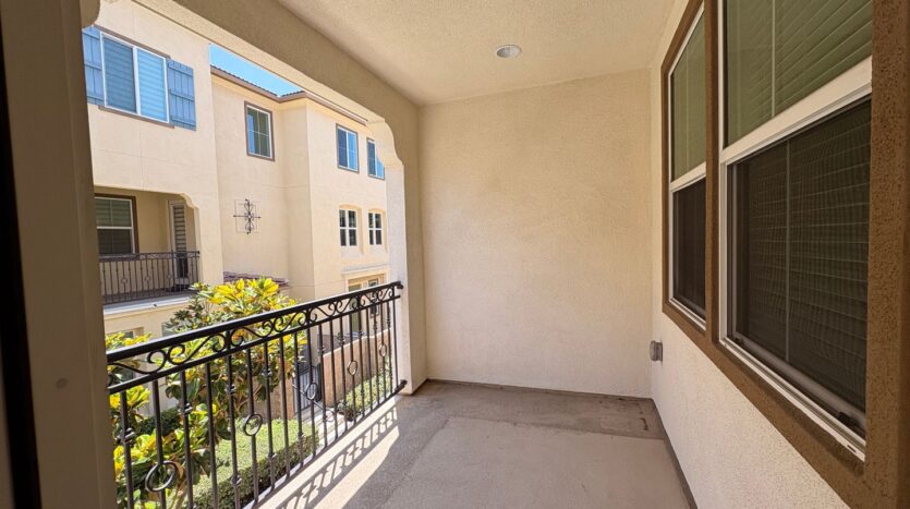 6337 Andromeda Ct - Eastvale - California - 3 bed, 4 bath rental property