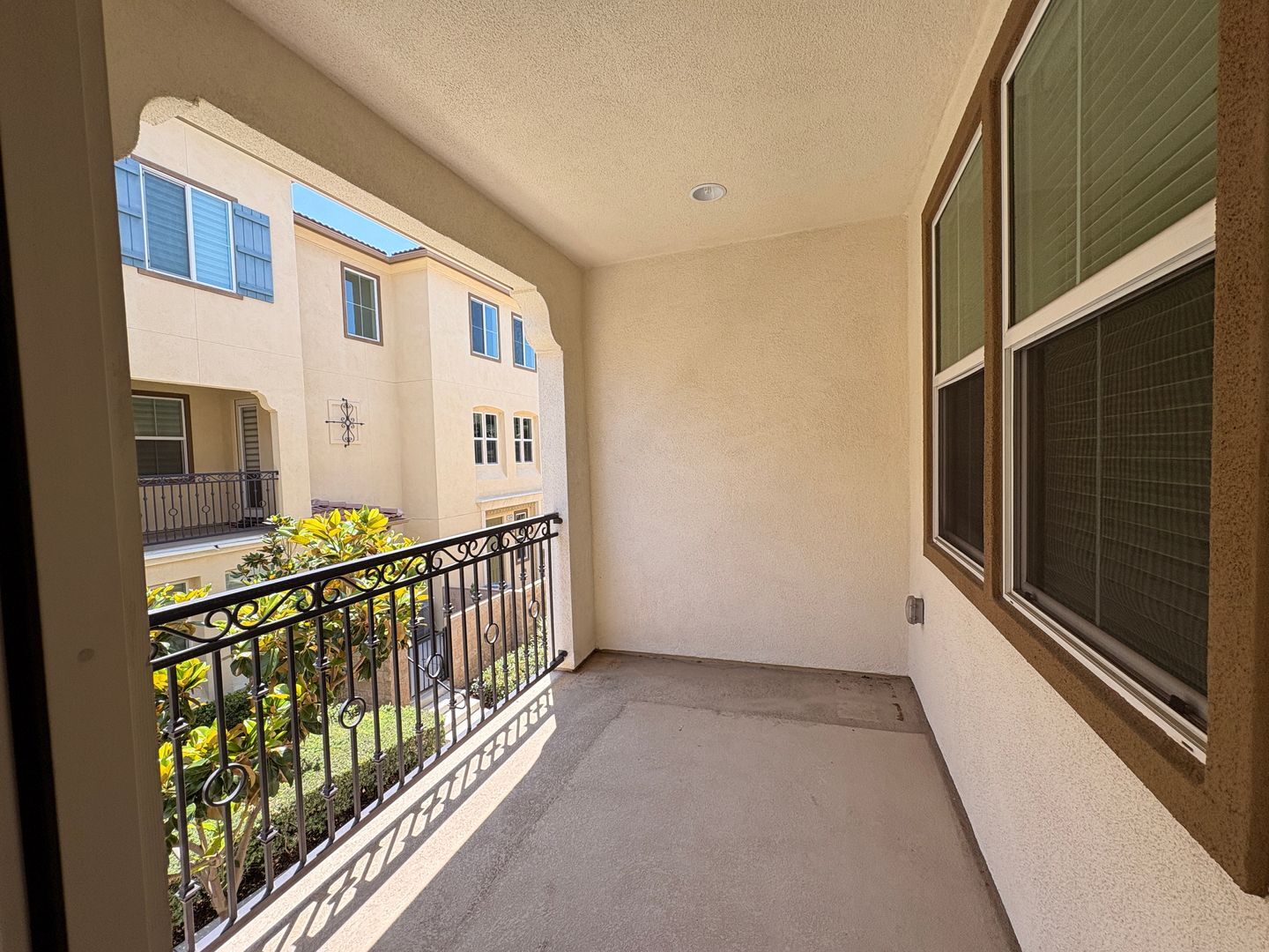 6337 Andromeda Ct - Eastvale - California - 3 bed, 4 bath rental property