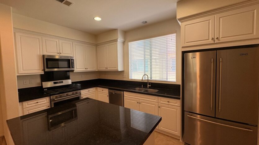 6337 Andromeda Ct - Eastvale - California - 3 bed, 4 bath rental property