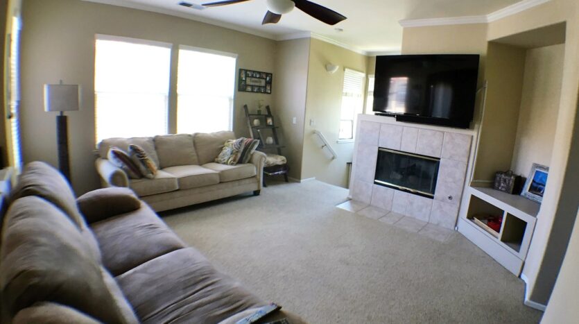 634 Sumner Way UNIT 1 - Oceanside - California - 2 bed, 2 bath rental property