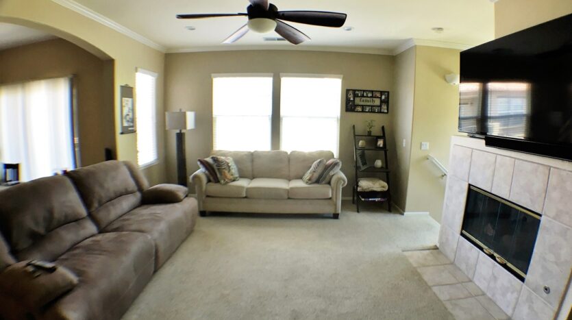 634 Sumner Way UNIT 1 - Oceanside - California - 2 bed, 2 bath rental property