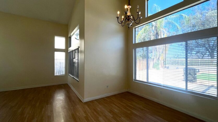 635 Shenandoah Rd - Corona - California - 4 bed, 2.5 bath rental property