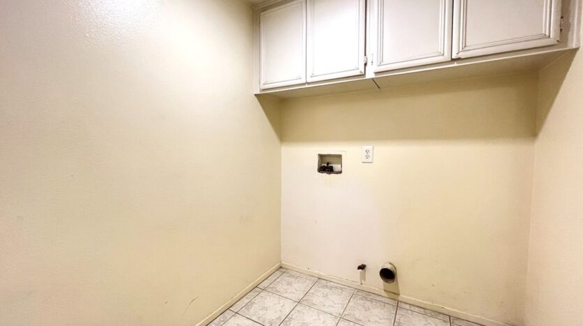 635 Shenandoah Rd - Corona - California - 4 bed, 2.5 bath rental property