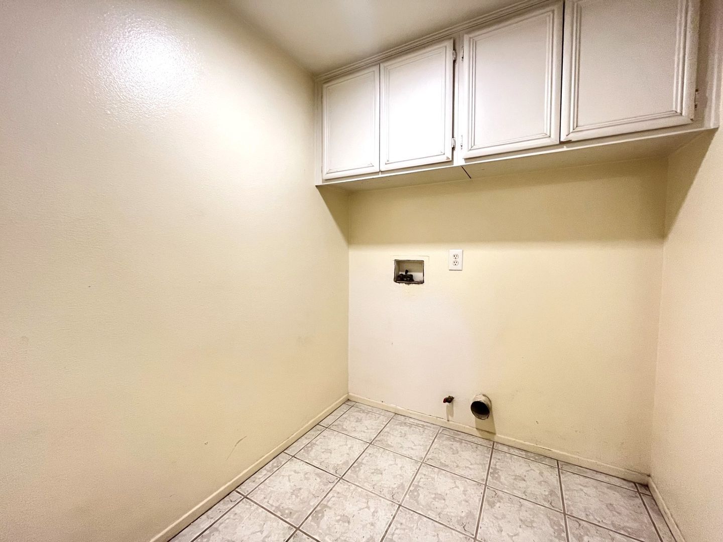 635 Shenandoah Rd - Corona - California - 4 bed, 2.5 bath rental property