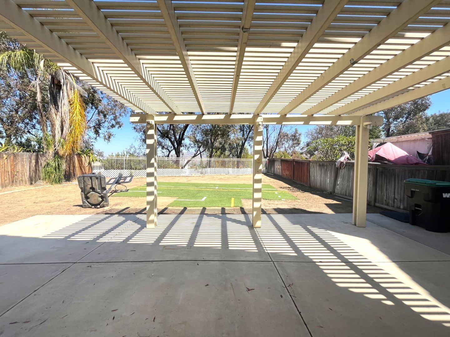 635 Shenandoah Rd - Corona - California - 4 bed, 2.5 bath rental property