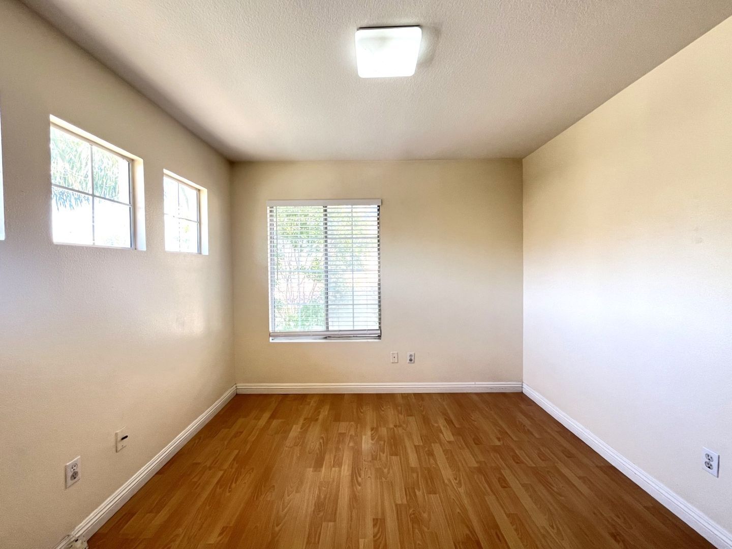 635 Shenandoah Rd - Corona - California - 4 bed, 2.5 bath rental property