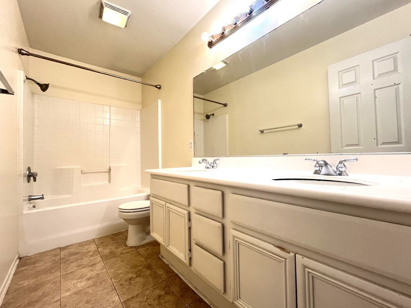 635 Shenandoah Rd - Corona - California - 4 bed, 2.5 bath rental property