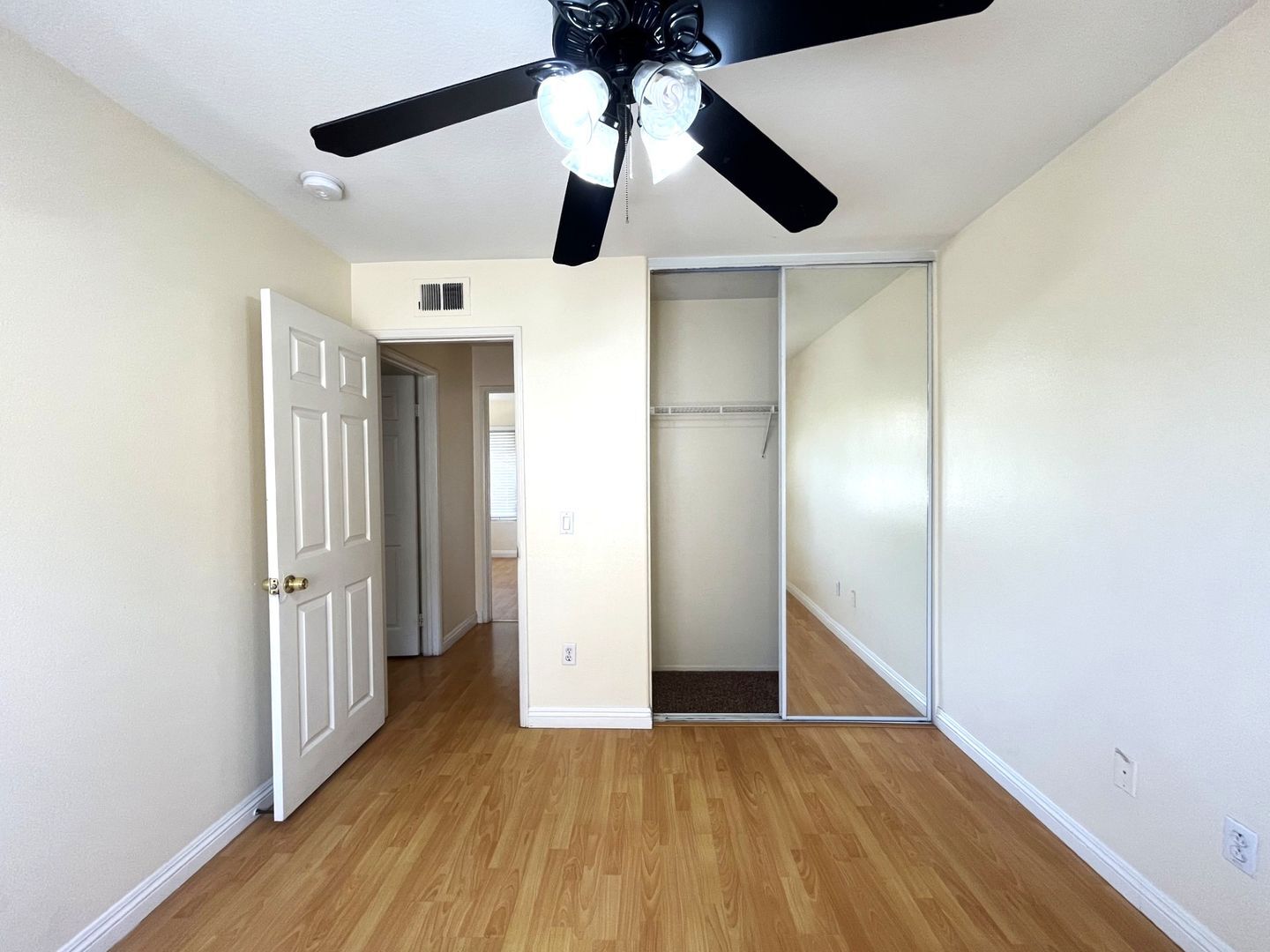 635 Shenandoah Rd - Corona - California - 4 bed, 2.5 bath rental property