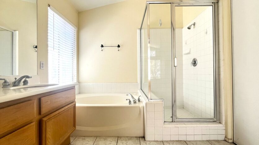 635 Shenandoah Rd - Corona - California - 4 bed, 2.5 bath rental property