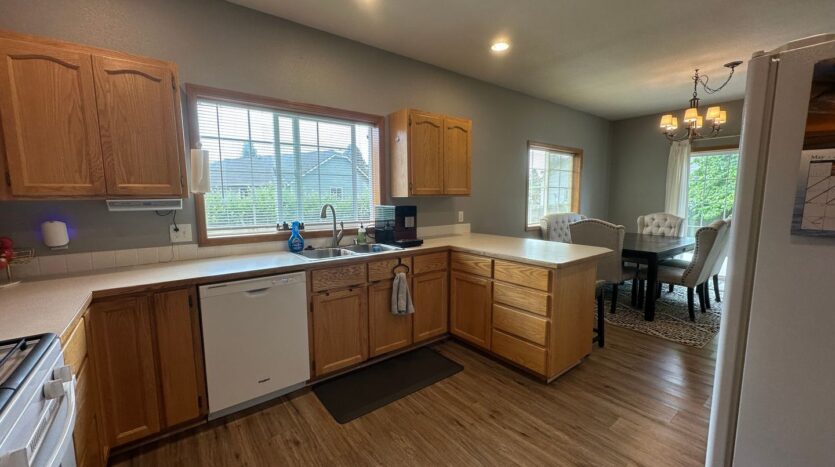 703 W. Del Ray Rd. - Lynden - Washington - 3 bed, 2.5 bath rental property