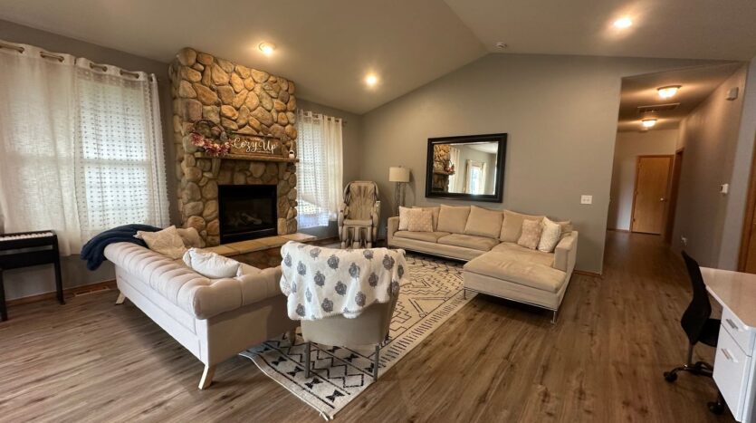 703 W. Del Ray Rd. - Lynden - Washington - 3 bed, 2.5 bath rental property