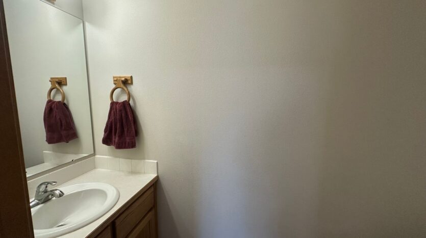 703 W. Del Ray Rd. - Lynden - Washington - 3 bed, 2.5 bath rental property