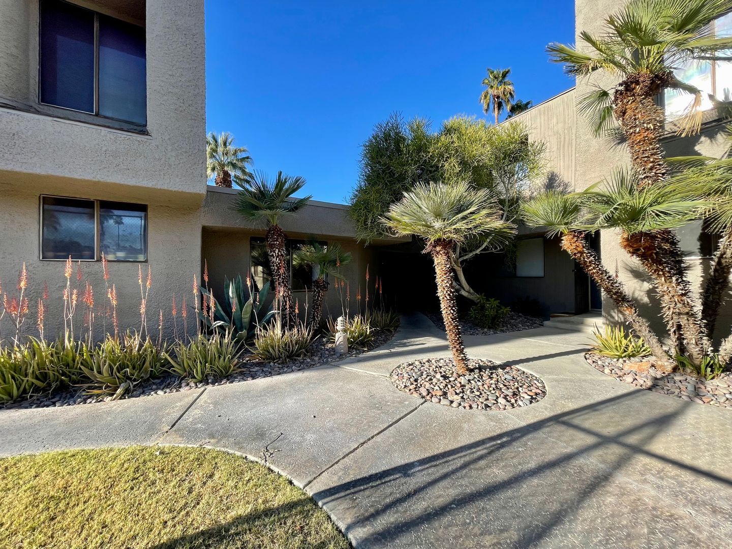 71866 Eleanora Ln - Rancho Mirage - California - 2 bed, 2 bath rental property