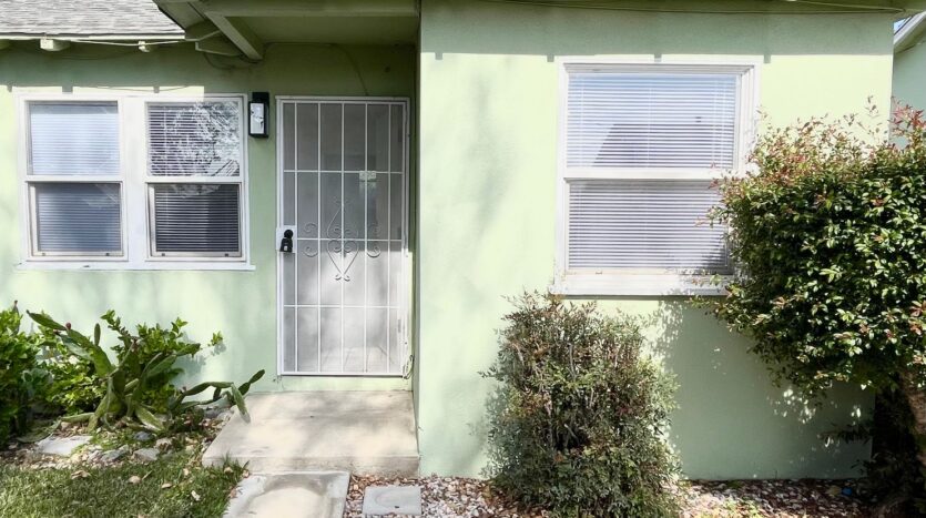 731 1/2 Vernon Dr - 731 1/2 - Upland - California - 1 bed, 1 bath rental property