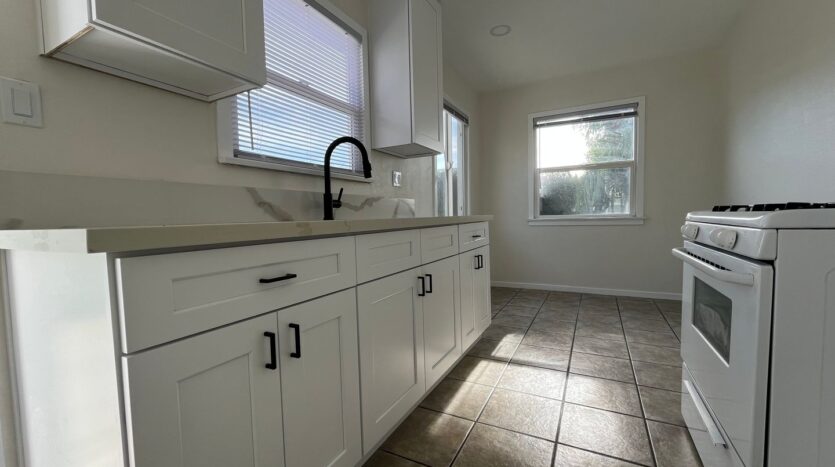 731 1/2 Vernon Dr - 731 1/2 - Upland - California - 1 bed, 1 bath rental property