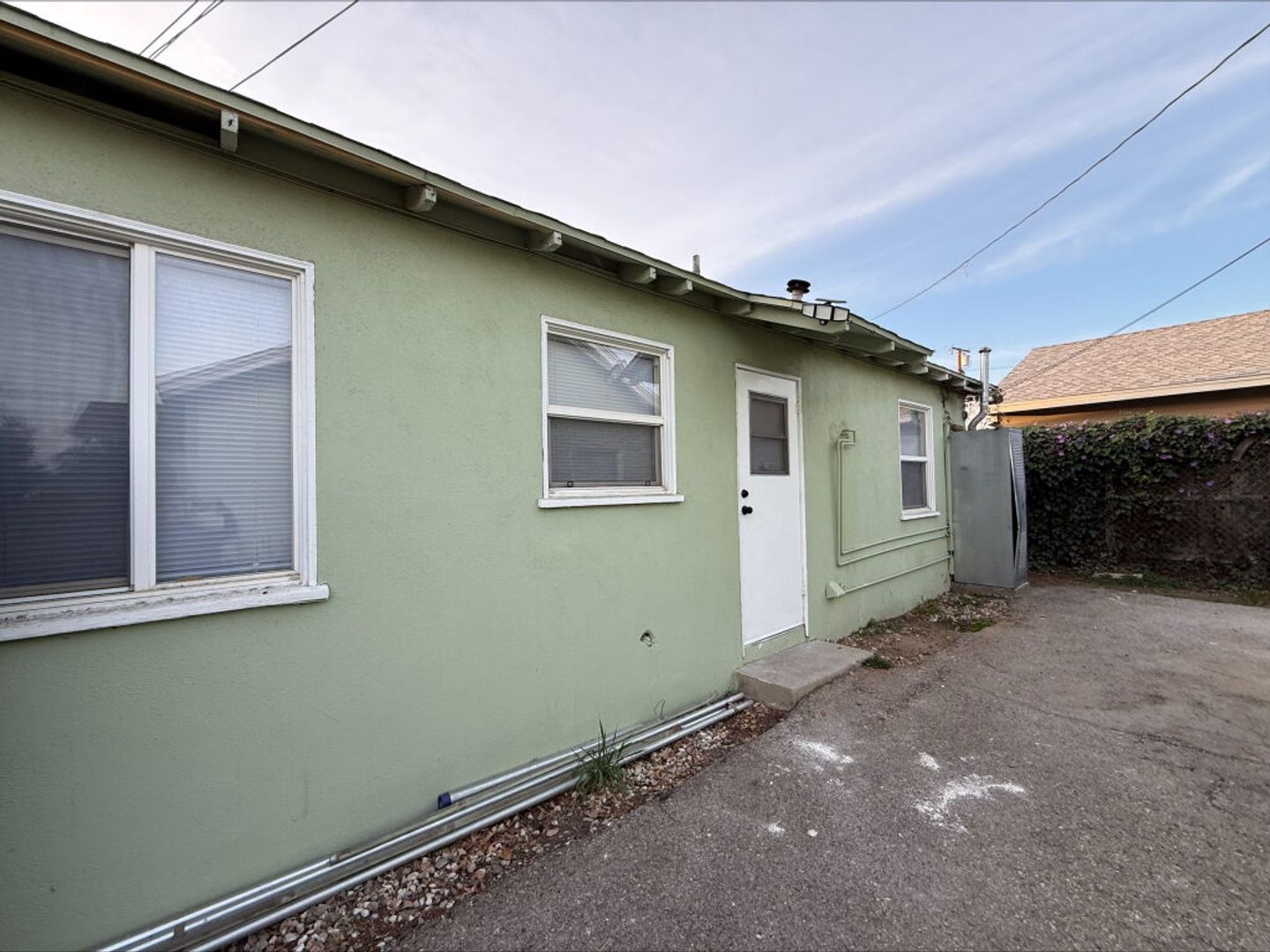 731 1/2 Vernon Dr - 731 1/2 - Upland - California - 1 bed, 1 bath rental property