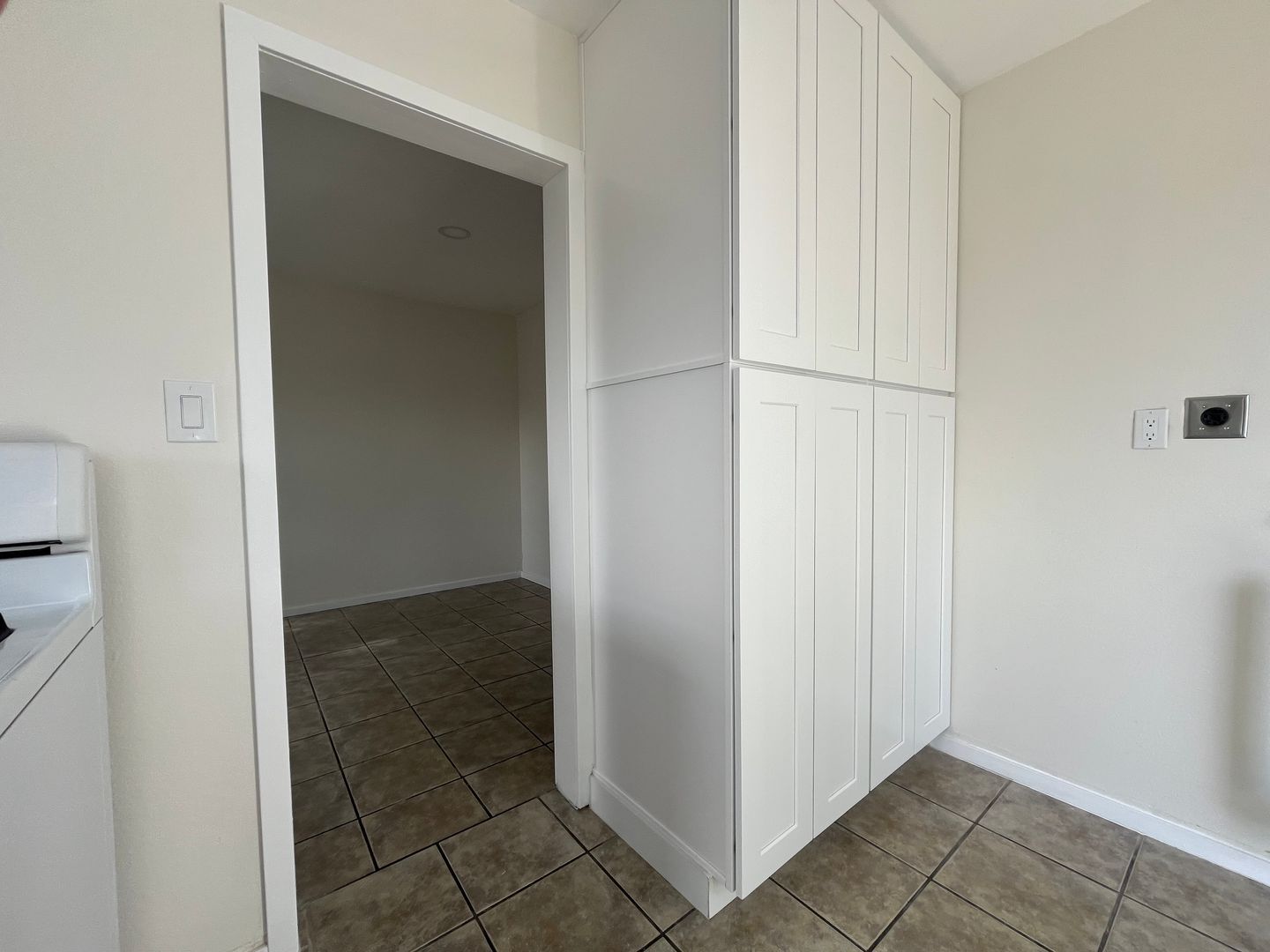 731 1/2 Vernon Dr - 731 1/2 - Upland - California - 1 bed, 1 bath rental property