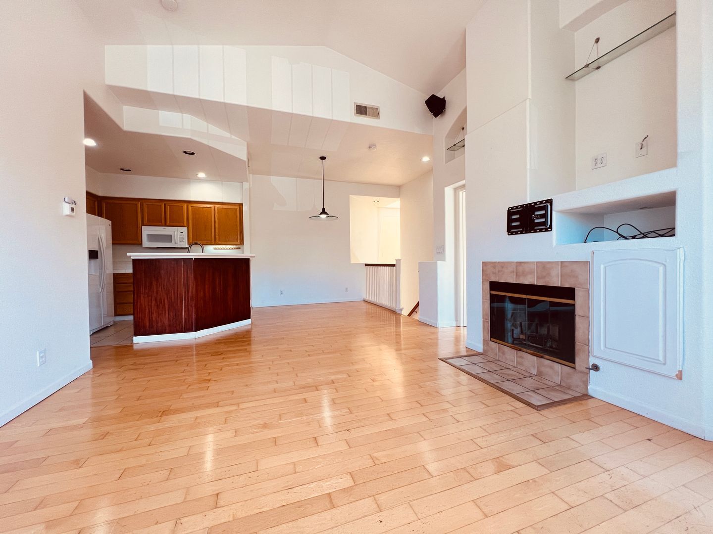 7681 Hazard Center Drive - San Diego - California - 2 bed, 2 bath rental property
