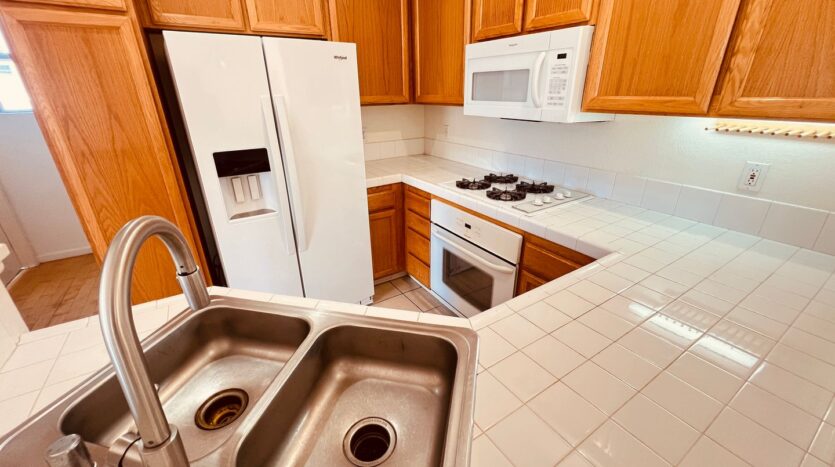 7681 Hazard Center Drive - San Diego - California - 2 bed, 2 bath rental property