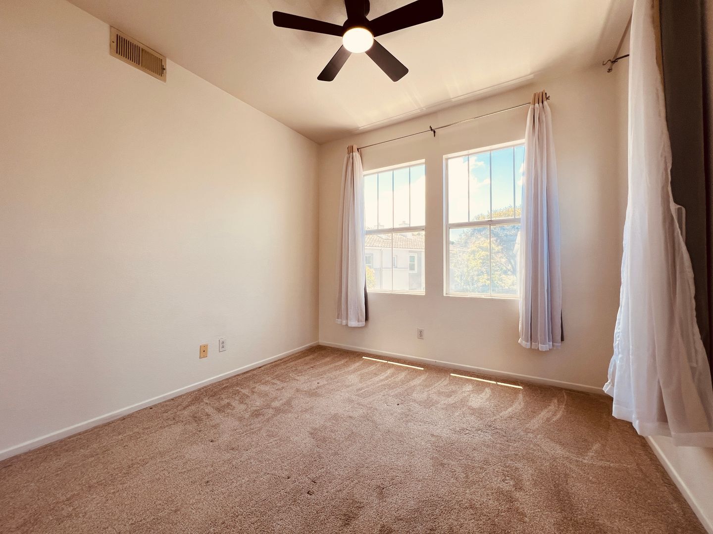7681 Hazard Center Drive - San Diego - California - 2 bed, 2 bath rental property
