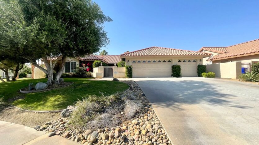 76920 Sheffield Ct. - Palm Desert - California - 3 bed, 2.5 bath rental property